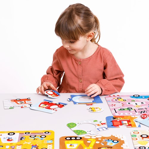 Banana Panda puzzel Zoek hetzelfde voertuig 2+-3